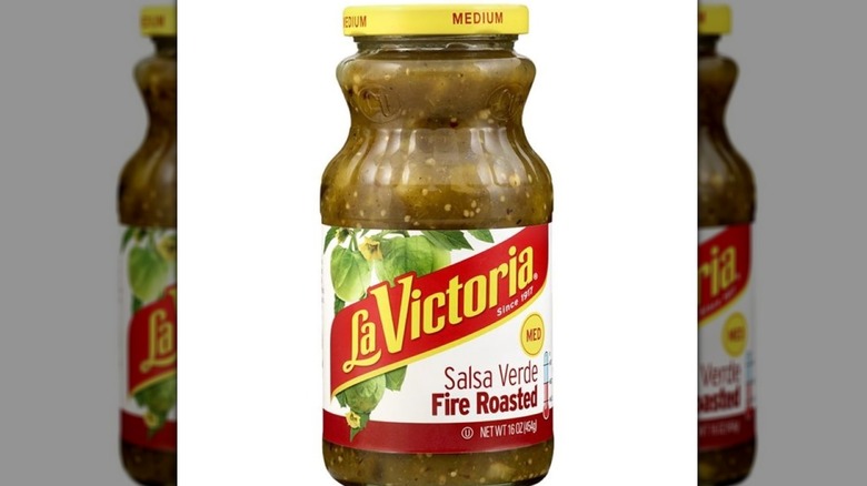 La Victoria Salsa Verde Bottle