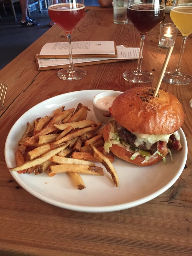 #33 Edmund's Oast Burger, Edmund's Oast (Charleston, South Carolina)