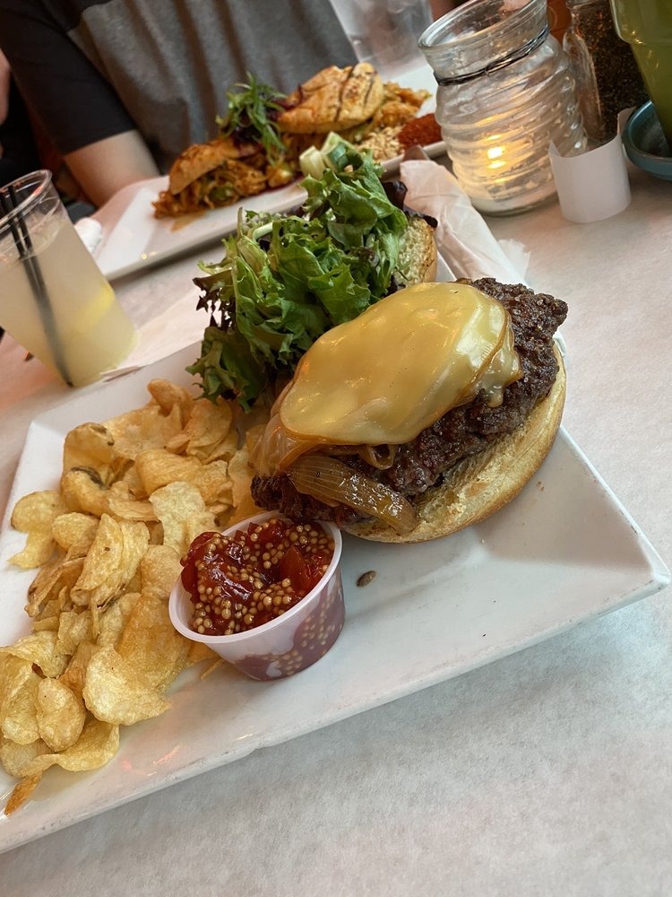 #42 Hunter Burger, Leaping Lizard Cafe (Virginia Beach, Virginia)