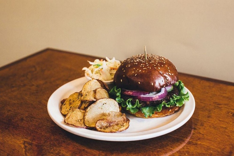 #45 DVS Burger, Detroit Vegan Soul (Detroit, Michigan)