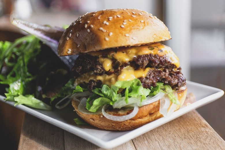 #6 Americana Burger, Causwells (San Francisco, California)