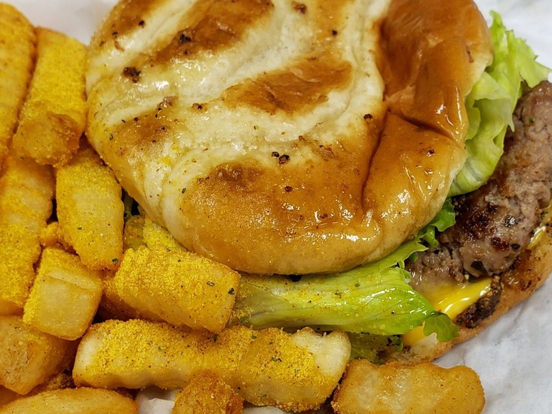 #88 Mr. Good Burger, Roxie's Grocery (Memphis, Tennessee)