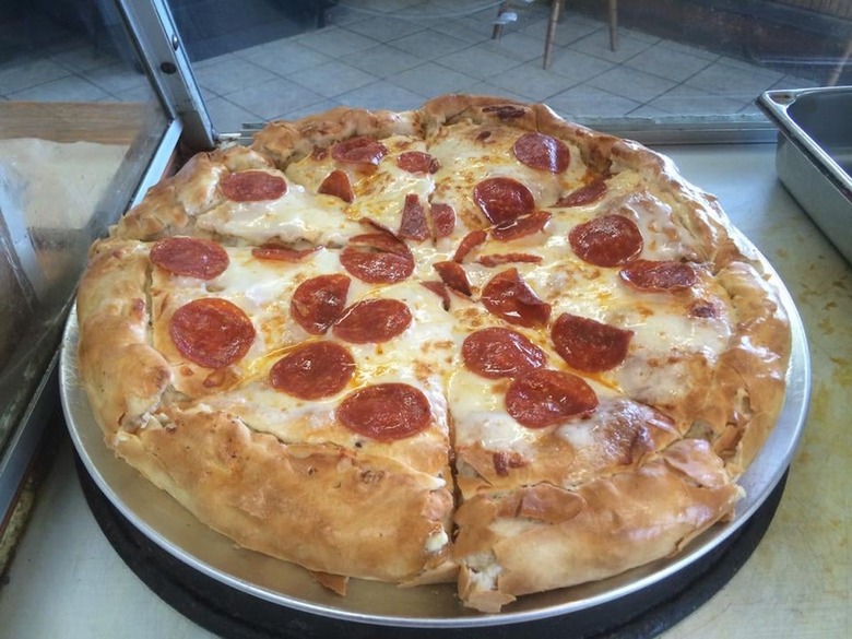 #100 Wilson Pizza and Grill (Kansas City, Kansas)