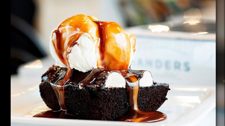 Sanders Bumpy Bliss Sundae