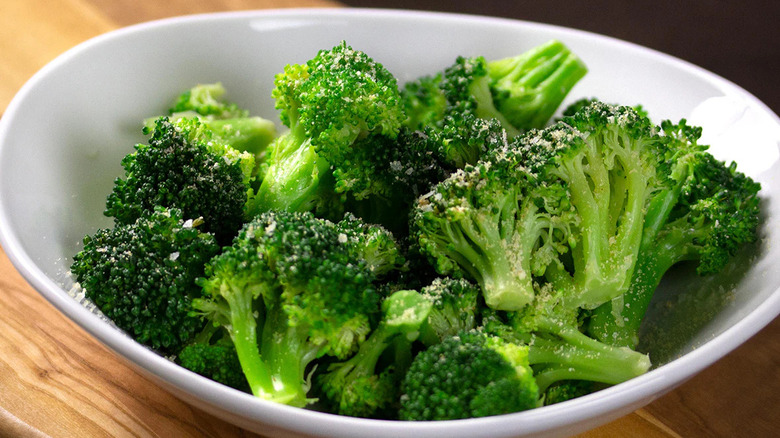 bowl of broccoli