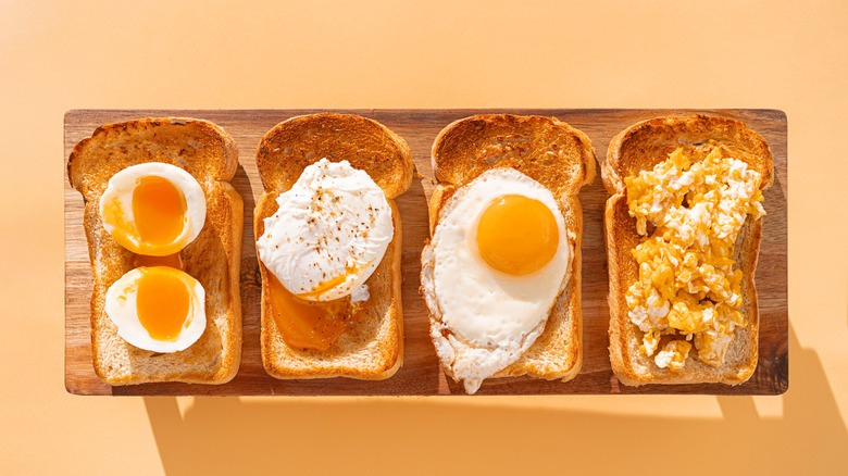 Eggs on toast
