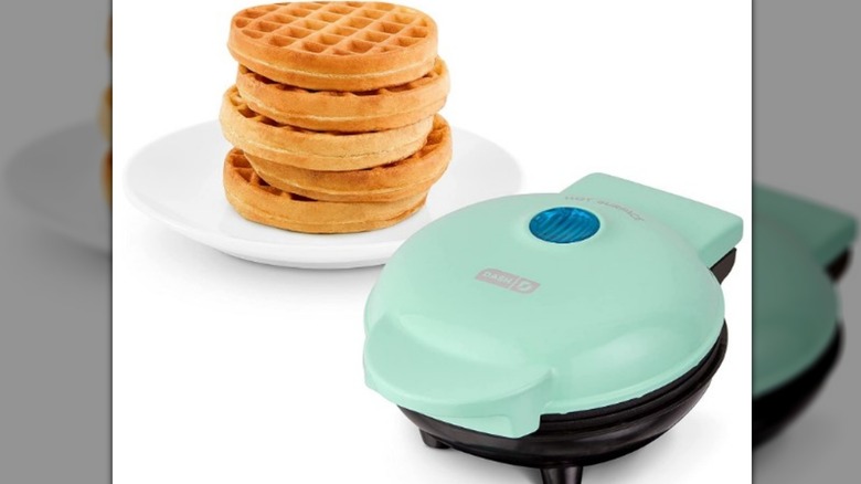 Dash Mini Waffle Maker