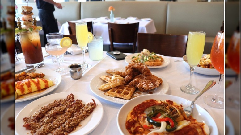 Brunch at Apolline