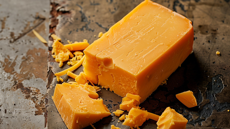 Yellow cheddar cheese