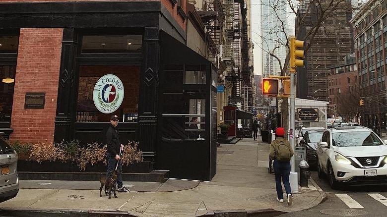 La Colombe Coffee Roasters exterior