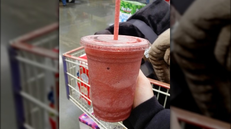 Smoothie next to cart
