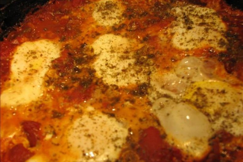 Classic Shakshuka