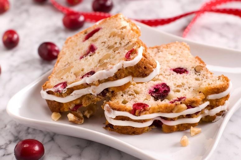 Walnut Eggnog Cranberry Bread