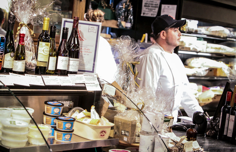 #27 Chicago French Market, Chicago