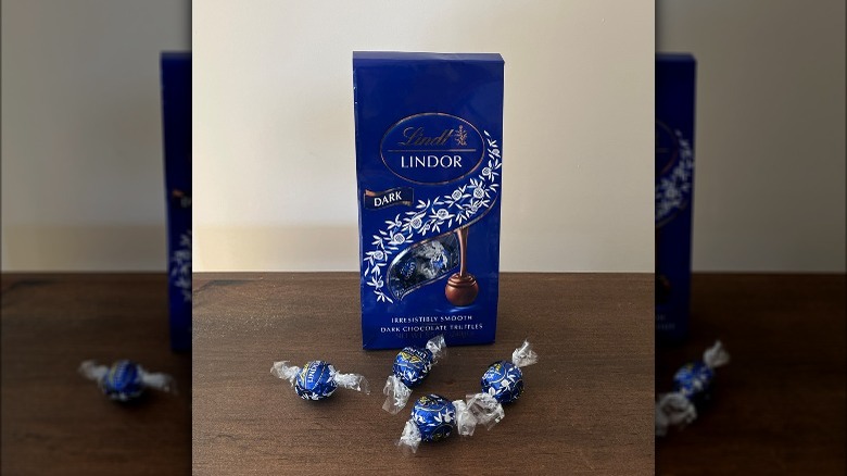 Lindt Lindor dark chocolate truffles