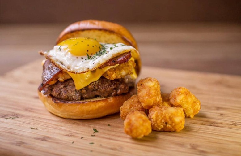 Burger Bench