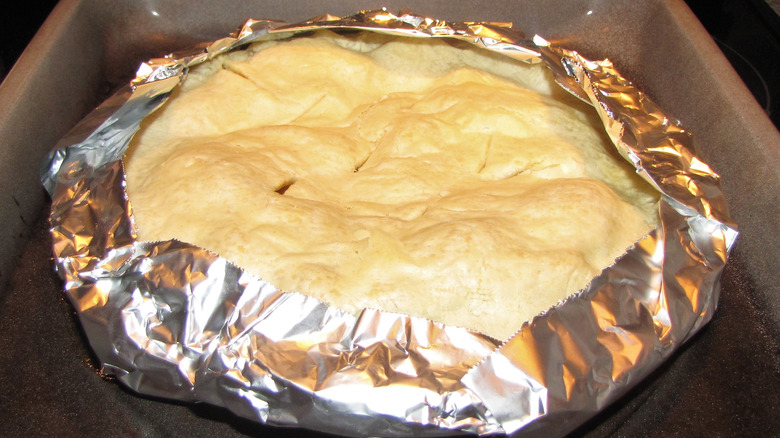 Foil on edge of pie crust