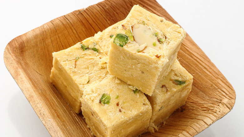 squares of soan papdi