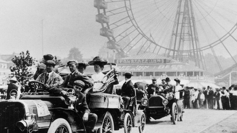 automobile parade at St. Louis World's Fair