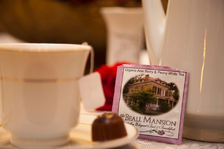 Illinois: The Beall Mansion (Alton)
