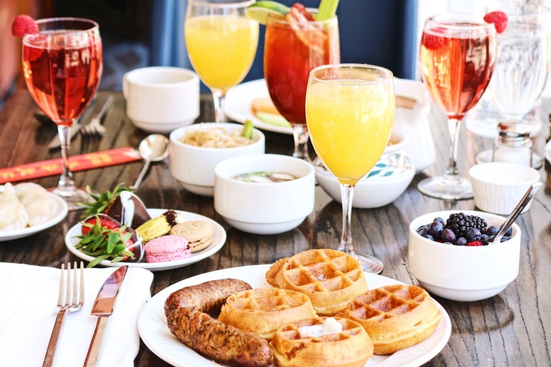 bottomless brunch
