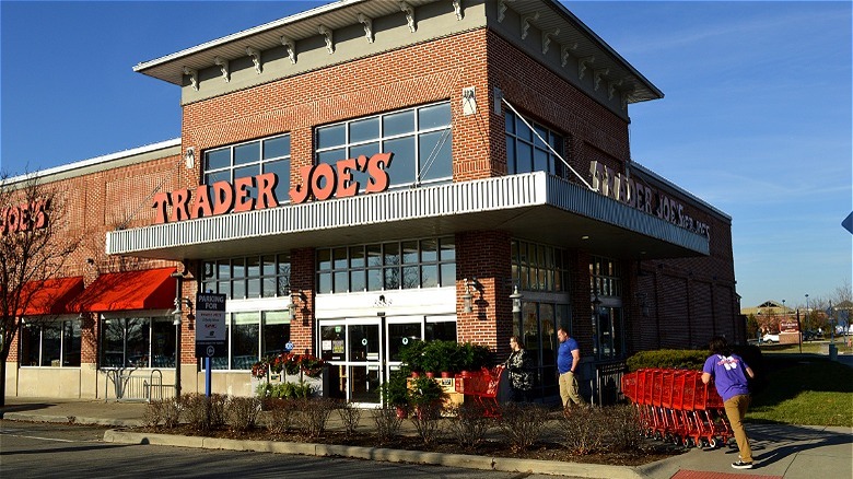 Trader Joe's storefront 