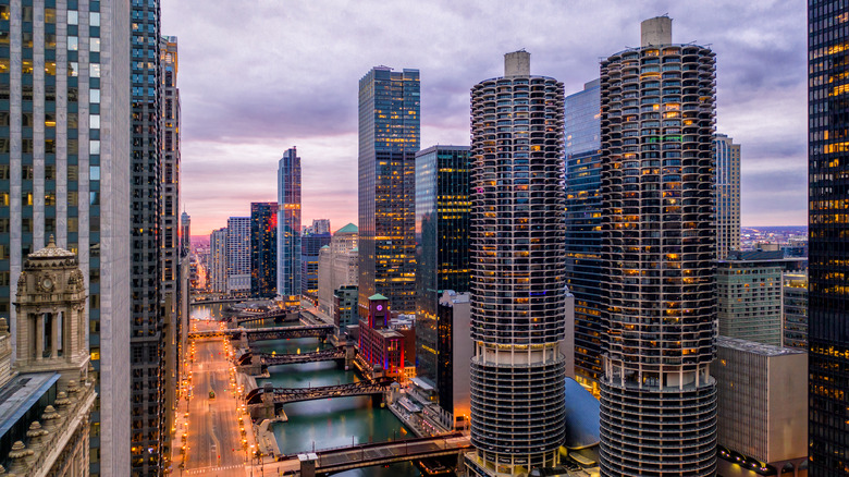 chicago river walk