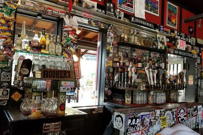 Best Dive Bar: Zeitgeist (San Francisco)