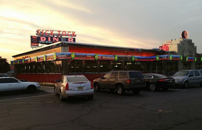 Best 24 Hour Diner: Tick Tock Diner (Clifton)