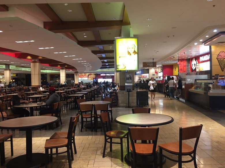 Missouri: West County Center, Des Peres