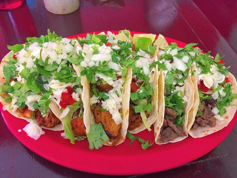 Pennsylvania: El Limon Mexican Taqueria (Various locations)