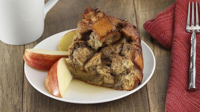 Breakfast Apple Cinnamon French Toast