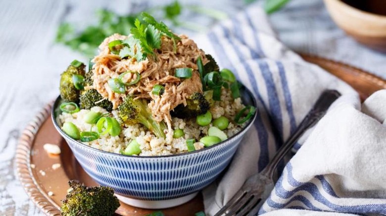 Thai Peanut Chicken Quinoa Bowls