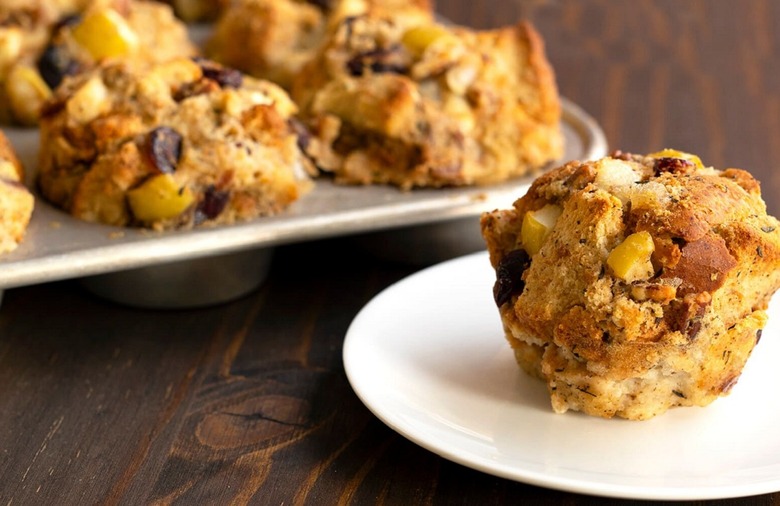Apple Pecan Stuffing Muffins 