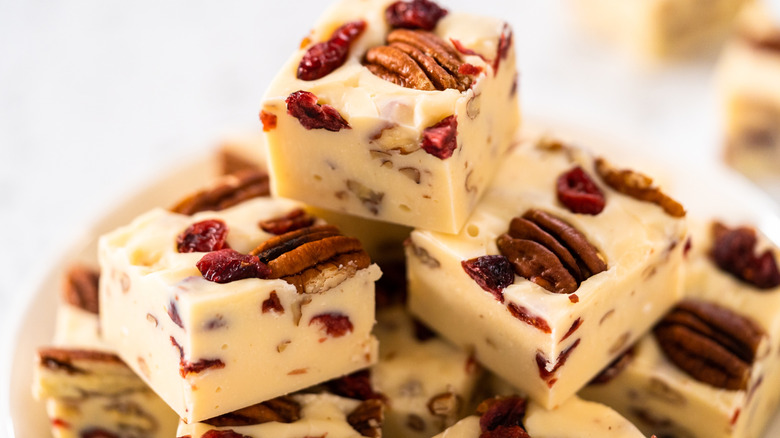 white chocolate cranberry fudge