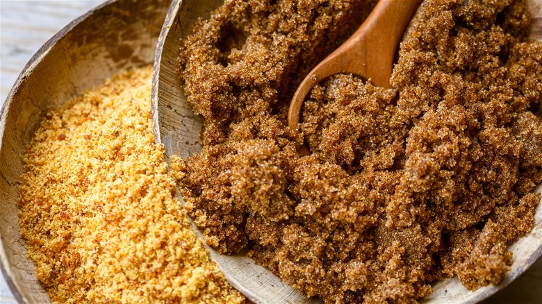 light and dark brown sugar in bowls
