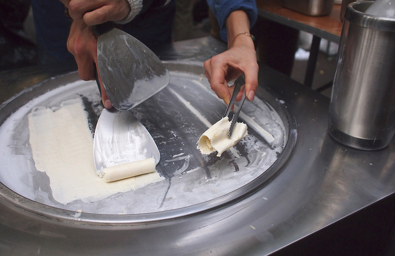 Rolled ice cream