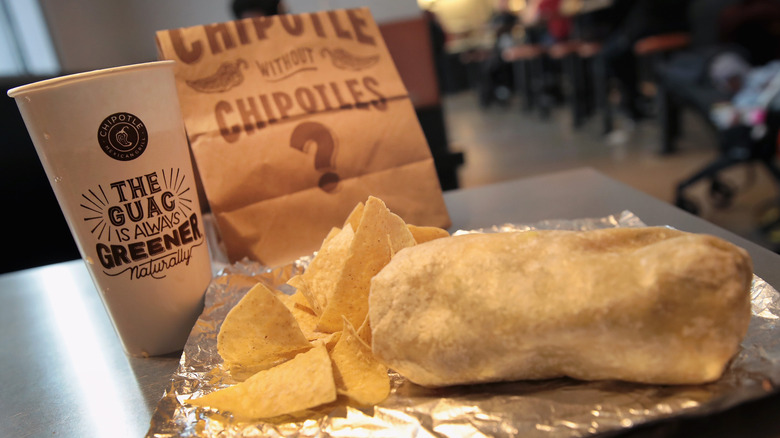 Chipotle burrito meal