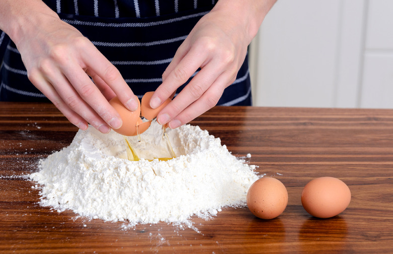 Crack the Eggs