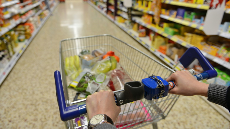shopping at Aldi