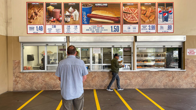 Costco food court customers