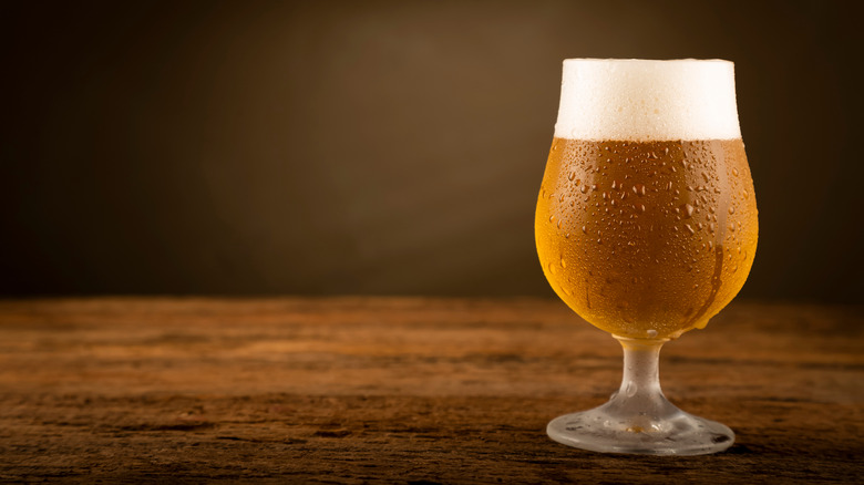 glass of pale ale