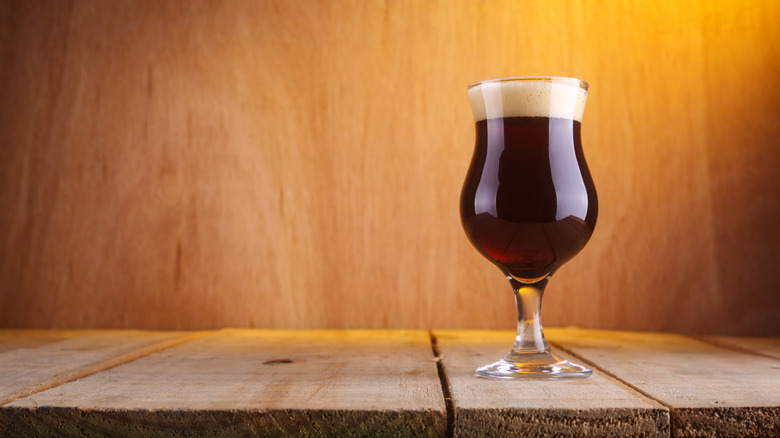 glass of barleywine