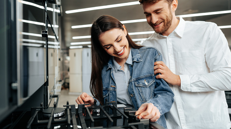 gas stove couple