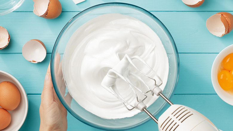 cake batter handheld mixer