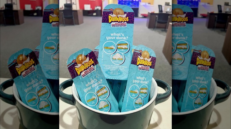 dunkaroos in a bowl