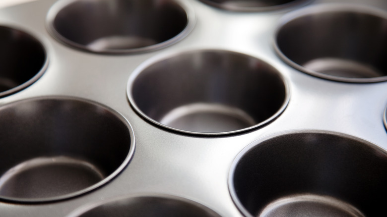 Muffin tin close-up