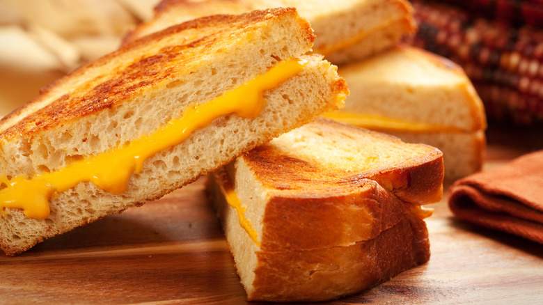 Grilled cheese sandwich