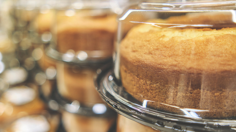 packaged cakes