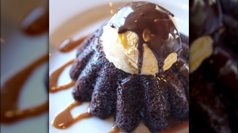 Chili's Molten Chocolate Cake